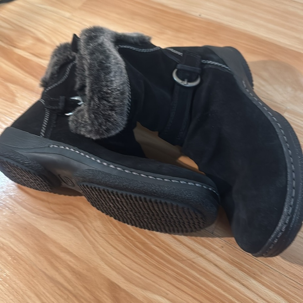 Studio B winter black boots 8M
